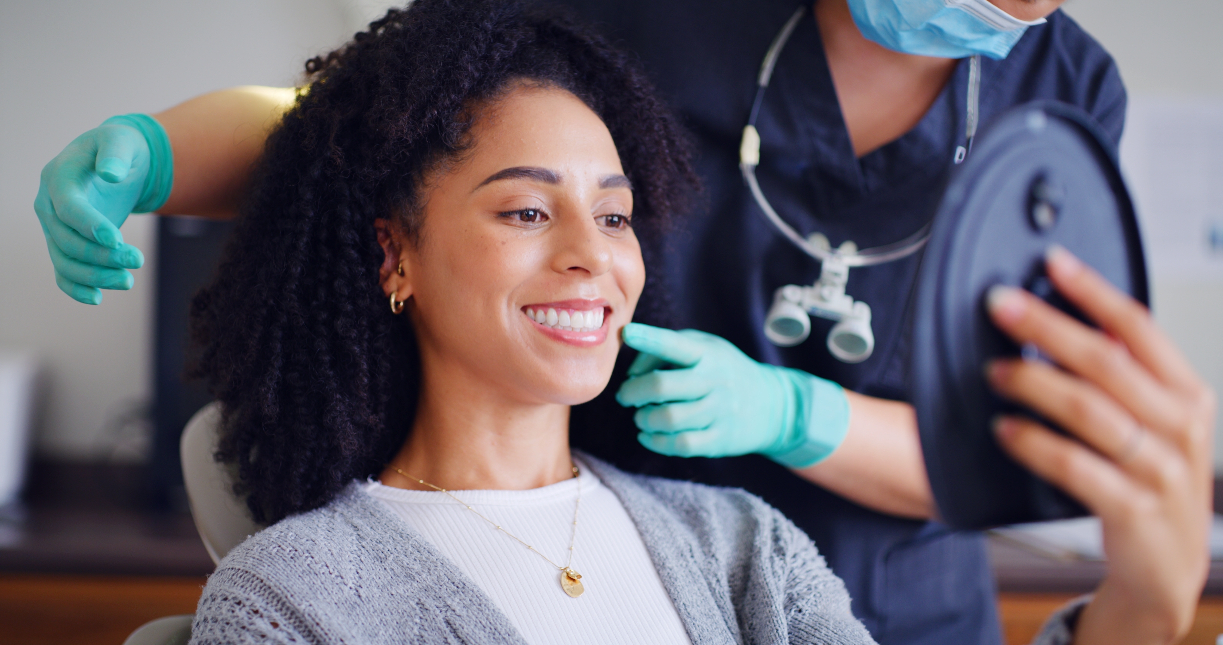 Guided Biofilm Therapy dental cleaning procedure